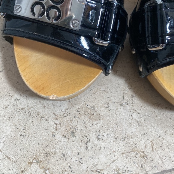 Coach Quinn Wooden Clog Sandals Black Patent Leather 2” Heel Summer - Picture 2 of 8